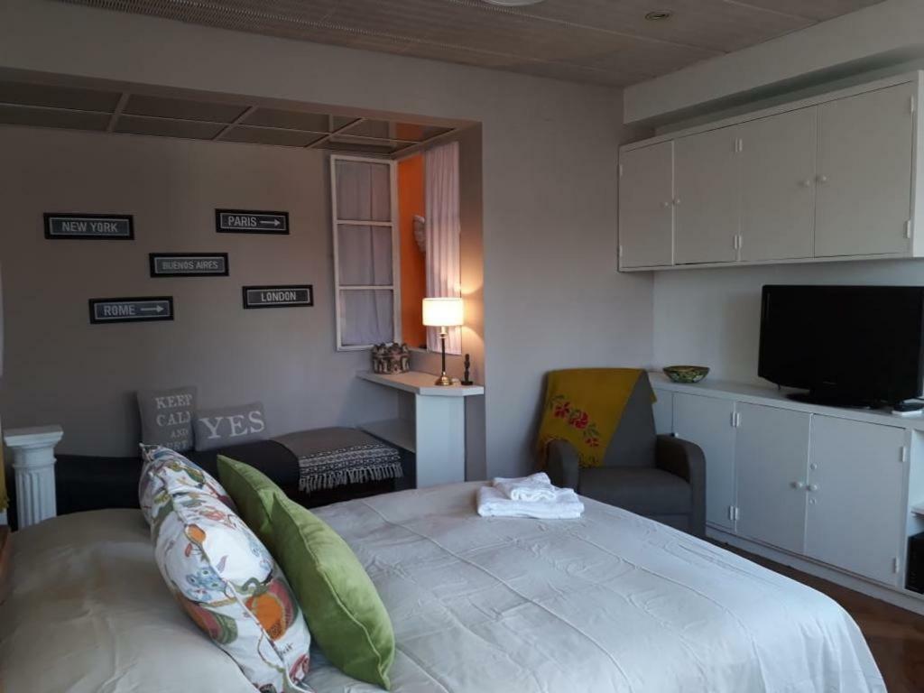 Dpto. Av. Corrientes Al 700-Centro Apartment Буенос Айрес Екстериор снимка